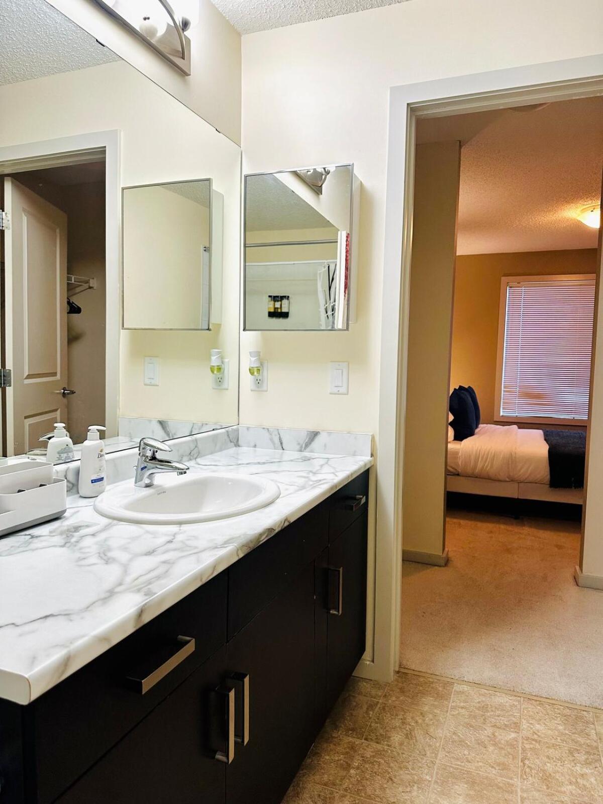 1bed Blue House High Rise Manning Area Apartment *