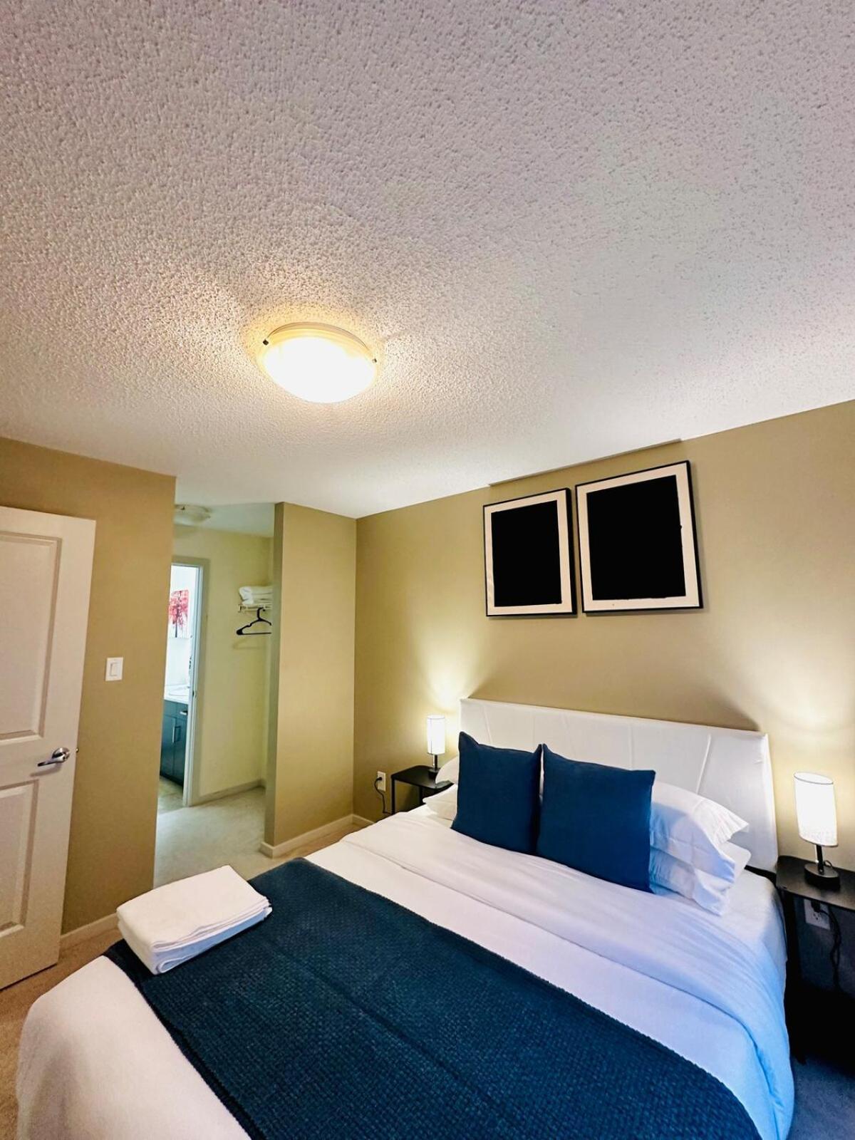 1bed Blue House High Rise Manning Area Apartment